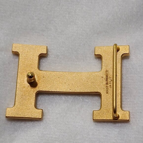 Hermès “H” Belt Buckle Gold Tone JA 01 17 Made in France – 3-1/2" X 2-1/2” Wide - Picture 2 of 5
